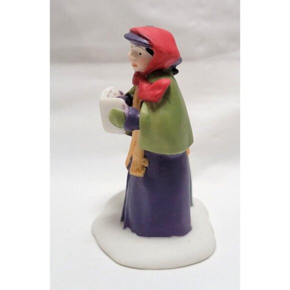 Dept 56 Dickens' Village CAROLERS from Violet Vendor Set #55808 Retired - No Box - Picture 2 of 6